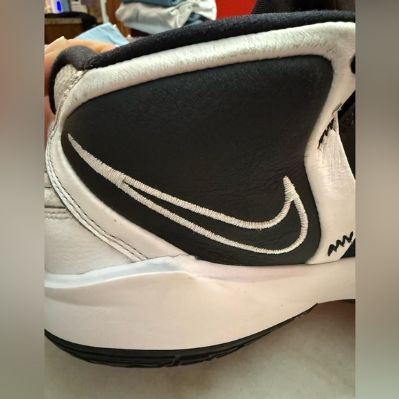 Nike Kyrie Infinity EP 'South Beach' DC9134-003 - Picture 9 of 9